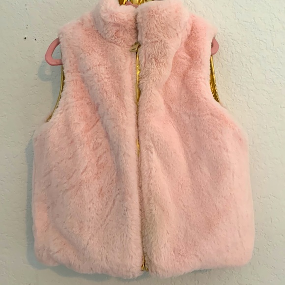 3/30$ BUNDLE SALE! 
Like new gold puff vest. 3/4T - Picture 4 of 4